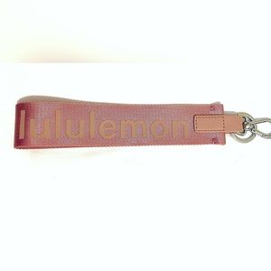 Lululemon Never Lost Keychain - rose pink